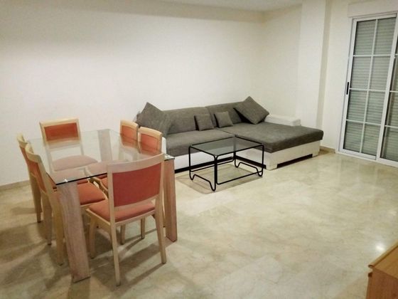 Foto 1 de Venta de piso en Centro - Alicante de 3 habitaciones con garaje y calefacción