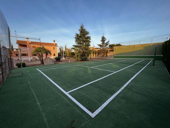 Foto 1 de Venta de chalet en Perleta - Maitino de 5 habitaciones con terraza y piscina