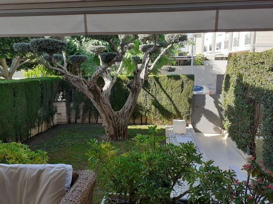 Foto 2 de Xalet en venda a La Portalada de 5 habitacions amb terrassa i piscina