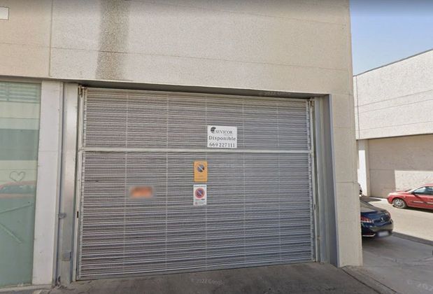 Foto 2 de Garatge en venda a avenida De la Torrecilla de 30 m²