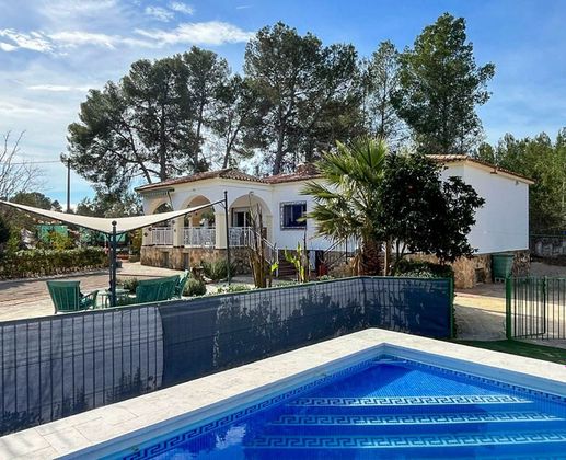 Foto 2 de Casa en venda a Vilamarxant de 5 habitacions amb terrassa i piscina