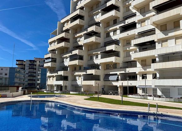 Foto 2 de Dúplex en venda a Playa de Gandia de 4 habitacions amb terrassa i piscina