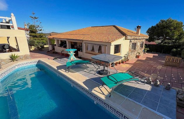 Foto 1 de Xalet en venda a Turís de 6 habitacions amb terrassa i piscina