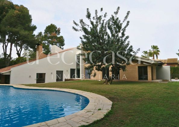 Foto 1 de Venta de chalet en Mas Camarena de 4 habitaciones con terraza y piscina