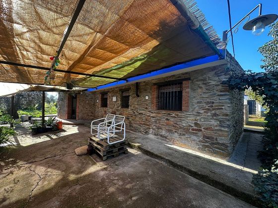 Foto 2 de Casa en venda a Olivenza de 3 habitacions amb piscina i jardí