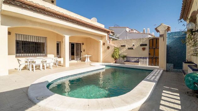 Foto 1 de Xalet en venda a Santa Margarida de 4 habitacions amb terrassa i piscina