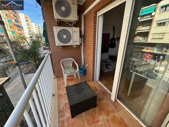 Foto 2 de Pis en venda a Centro - Gandia de 4 habitacions amb terrassa i balcó