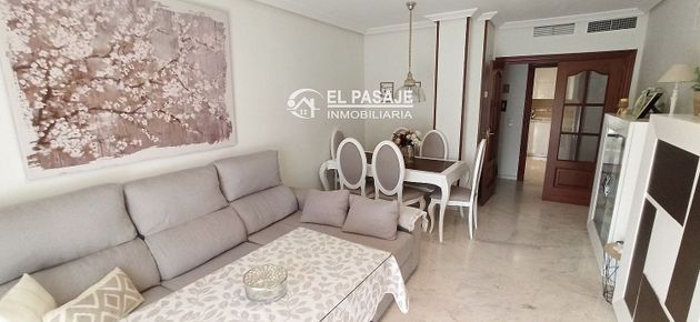 Foto 2 de Pis en venda a Linares de 3 habitacions amb balcó i calefacció
