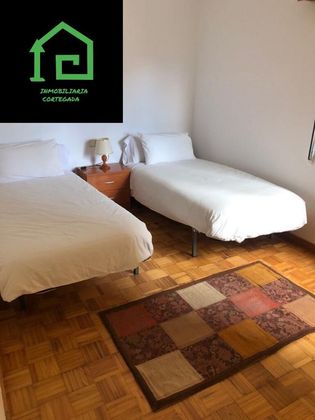 Foto 2 de Piso en venta en Padrón de 3 habitaciones y 100 m²