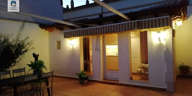 Foto 1 de Casa en venta en Grijota de 5 habitaciones con terraza y garaje