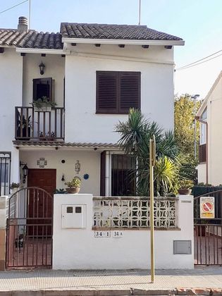 Foto 2 de Casa adossada en venda a calle De Vilamar de 3 habitacions amb terrassa i jardí