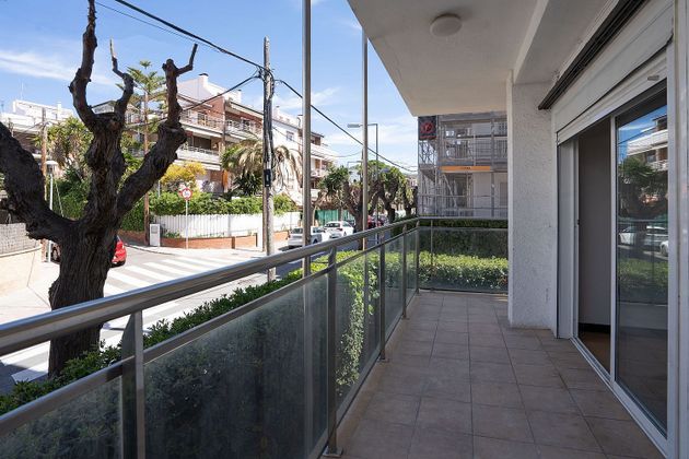Foto 1 de Pis en venda a calle De Joan Maragall de 3 habitacions amb terrassa i balcó