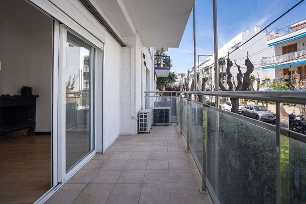 Foto 2 de Pis en venda a calle De Joan Maragall de 3 habitacions amb terrassa i balcó