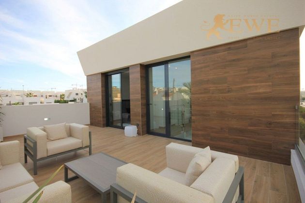 Foto 2 de Xalet en venda a calle Playa del Amerador de 3 habitacions amb terrassa i piscina