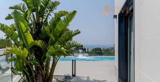Foto 2 de Xalet en venda a Cabo Roig - La Zenia de 3 habitacions amb terrassa i piscina