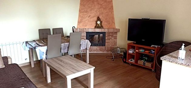 Foto 2 de Casa en venda a Navalpino de 3 habitacions amb terrassa i calefacció