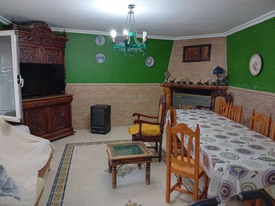 Foto 2 de Venta de casa en Almagro de 6 habitaciones con terraza y garaje