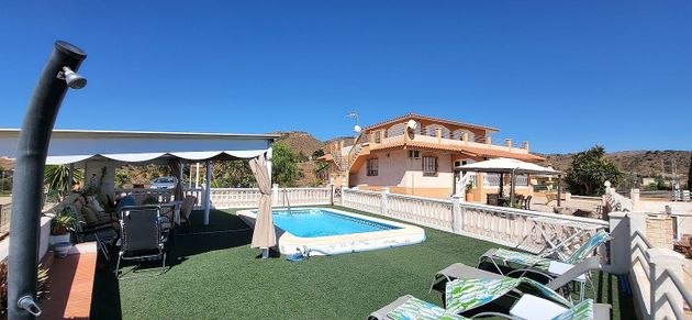 Foto 1 de Venta de chalet en Cotomar - Urbanizaciones de 6 habitaciones con terraza y piscina
