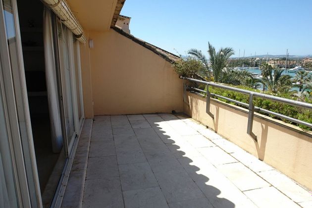 Foto 2 de Ático en venta en Puerto de Sotogrande-La Marina de 2 habitaciones con terraza y garaje