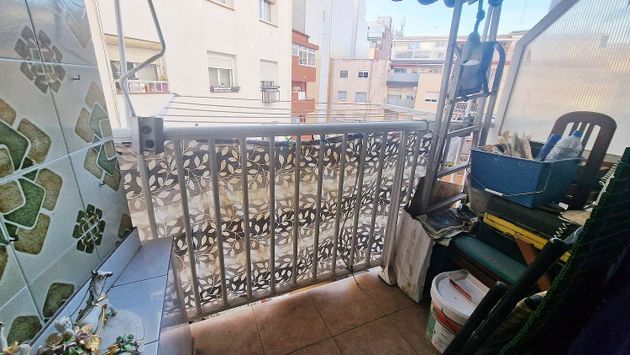 Foto 2 de Venta de piso en El Castell-Poble Vell de 3 habitaciones con balcón y ascensor