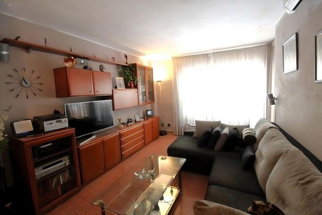 Foto 1 de Pis en venda a Can Borrell - La Plana de Lledó de 3 habitacions amb garatge i balcó