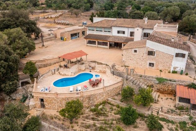 Foto 1 de Casa en venda a Lloret de Vistalegre de 7 habitacions amb piscina i garatge