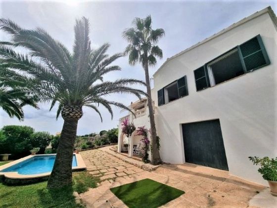 Foto 1 de Casa en venda a Cala Llonga-Sa Mesquida de 4 habitacions amb terrassa i piscina