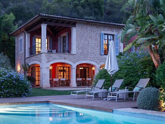 Foto 2 de Casa en venda a Bunyola de 5 habitacions amb terrassa i piscina