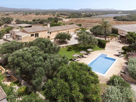 Foto 1 de Casa en venda a Campos de 11 habitacions amb terrassa i piscina