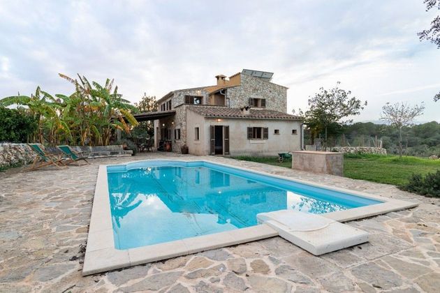 Foto 1 de Casa en venta en Sineu de 3 habitaciones con piscina y garaje