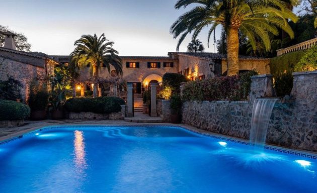 Foto 1 de Casa en venta en Establiments - Son Espanyol - Son Sardina de 12 habitaciones con terraza y piscina