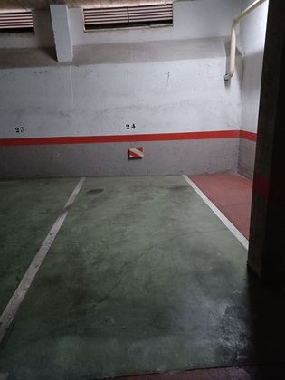 Foto 1 de Venta de garaje en calle De Almansa de 29 m²