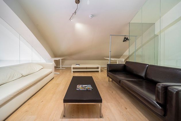 Foto 1 de Dúplex en venda a Simancas de 3 habitacions amb garatge i jardí