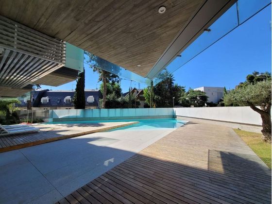 Foto 2 de Venta de piso en Piovera - Conde Orgaz de 4 habitaciones con terraza y piscina