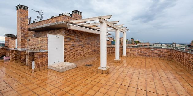 Foto 1 de Venta de ático en Palomas de 2 habitaciones con terraza y piscina