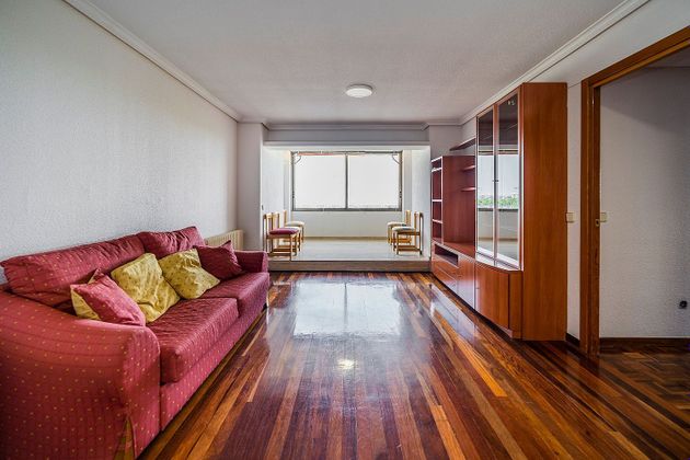 Foto 2 de Piso en venta en Salvador de 3 habitaciones con terraza y garaje