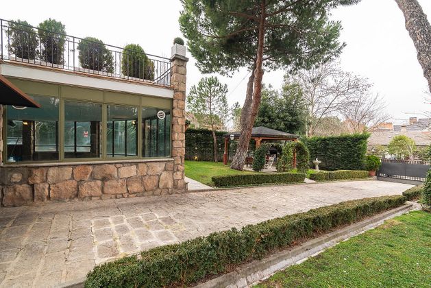 Foto 2 de Xalet en venda a Tres Olivos - Valverde de 7 habitacions amb terrassa i piscina