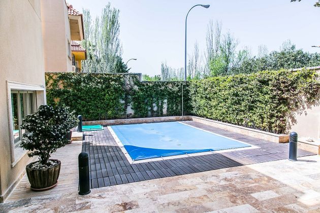 Foto 2 de Xalet en venda a Ciudad Universitaria de 6 habitacions amb terrassa i piscina