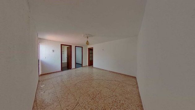 Foto 1 de Pis en venda a calle Cantos de 3 habitacions i 109 m²