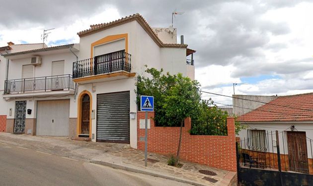 Foto 2 de Venta de casa adosada en avenida De la Libertad de 3 habitaciones con terraza y garaje