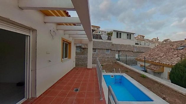 Foto 1 de Venta de casa en calle Terreno Sp la Viñuela de 2 habitaciones con terraza y piscina