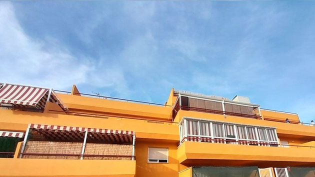 Foto 2 de Pis en venda a calle Pinsapo de 2 habitacions amb terrassa i garatge