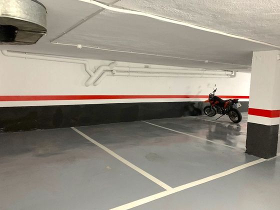 Foto 2 de Garaje en venta en Zona Leioa de 13 m²