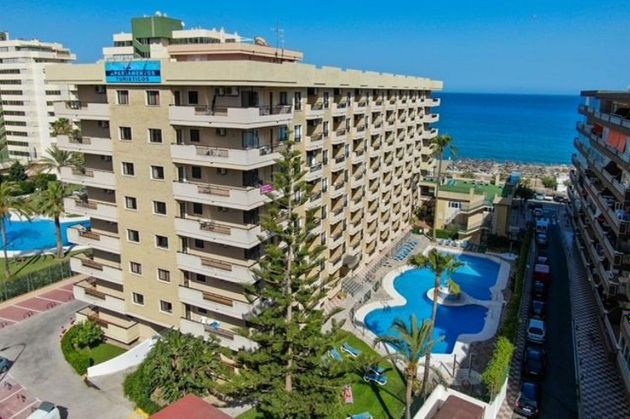 Foto 1 de Piso en alquiler en paseo Marítimo Rey de España de 1 habitación con terraza y piscina