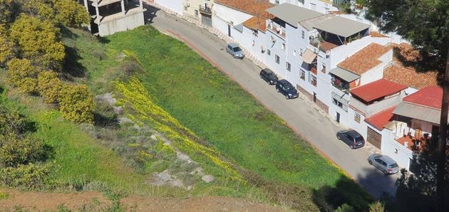 Foto 1 de Venta de terreno en Benamocarra de 1500 m²