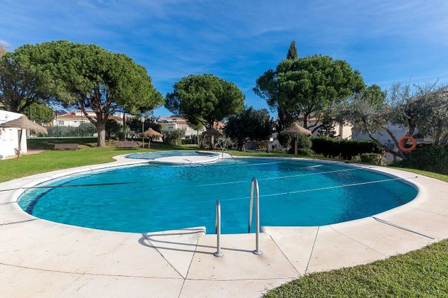 Foto 1 de Xalet en venda a Arroyo de la Miel de 4 habitacions amb terrassa i piscina