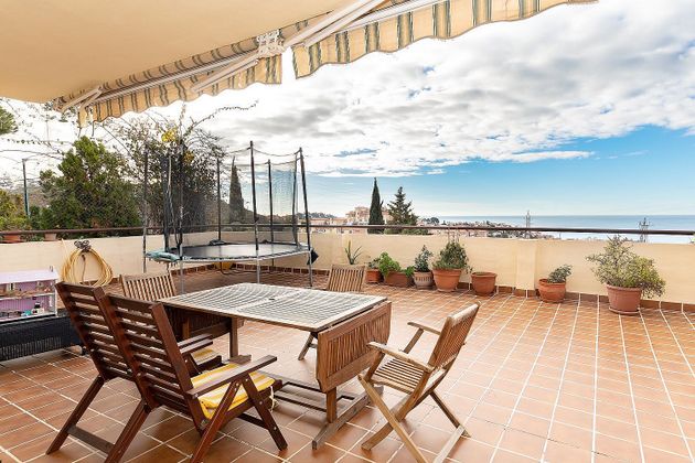 Foto 2 de Casa en venda a calle José María Alonso de 4 habitacions amb terrassa i piscina