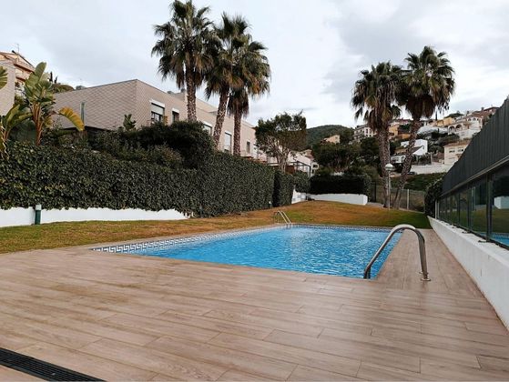 Foto 1 de Casa en venda a Levantina - Montgavina - Quintmar de 4 habitacions amb terrassa i piscina