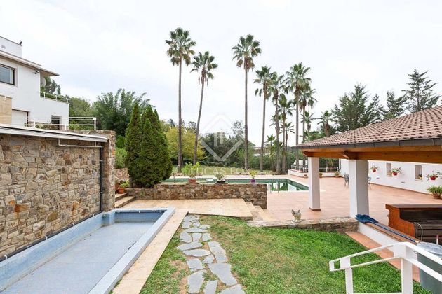 Foto 2 de Chalet en venta en Matadepera de 7 habitaciones con terraza y piscina
