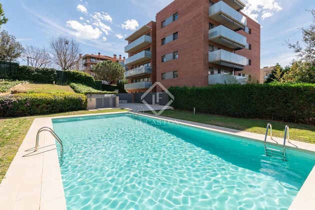 Foto 1 de Piso en venta en Can Mates  - Volpelleres de 4 habitaciones con terraza y piscina